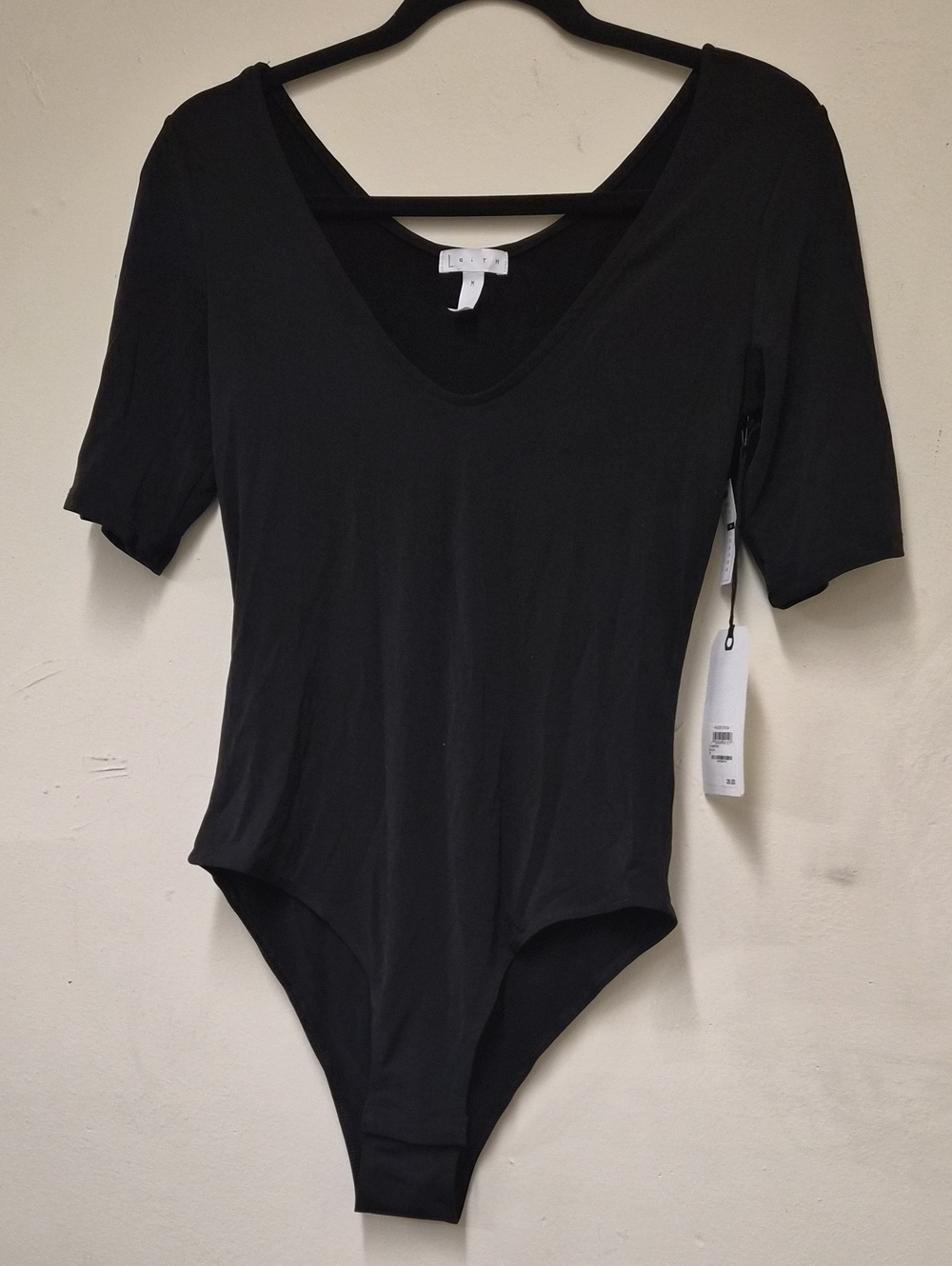 Leith Black Scoop Neck Short Sleeve Bodysuit | Size M